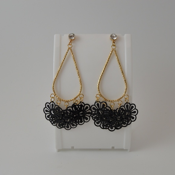 Dangle Flower Charm Earrings - Picture 4 of 6